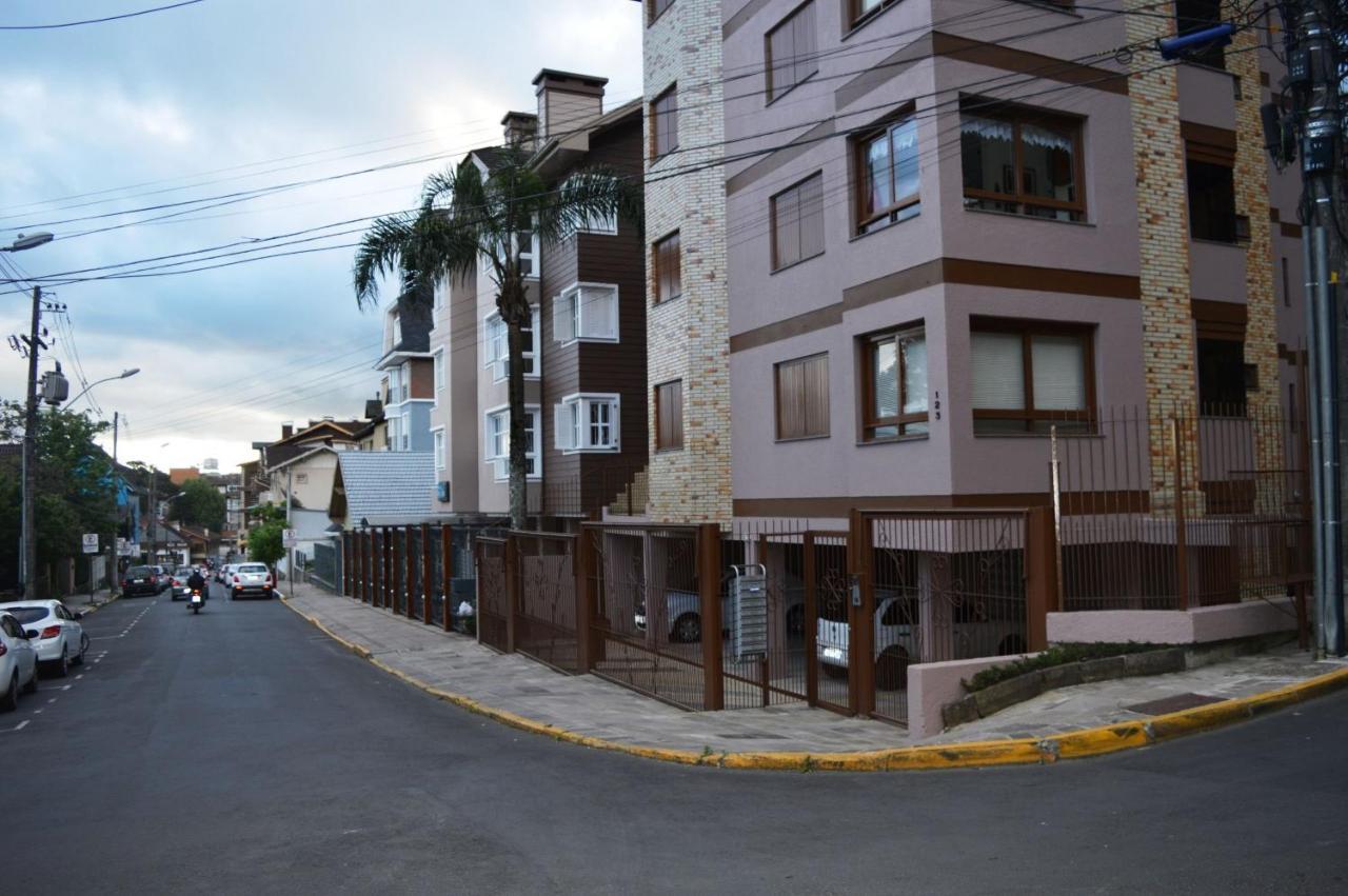 Rosa Edificio Di Trevi Apartment Gramado Bagian luar foto