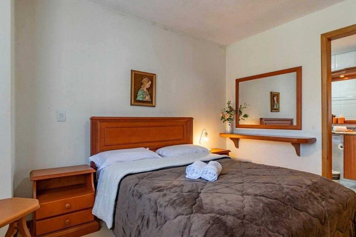 Rosa Edificio Di Trevi Apartment Gramado Bagian luar foto