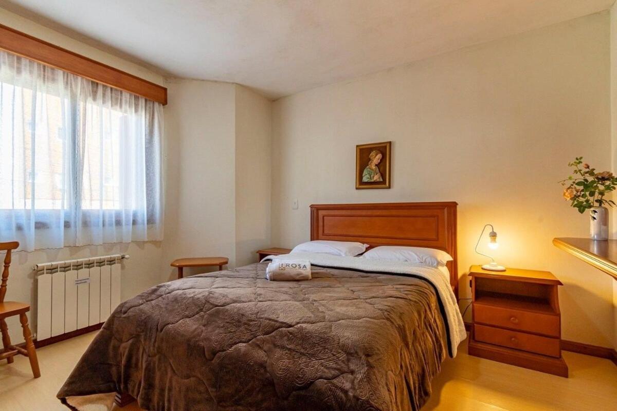 Rosa Edificio Di Trevi Apartment Gramado Bagian luar foto